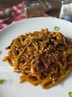 Foto resep Garlic Teriyaki Fried Udon