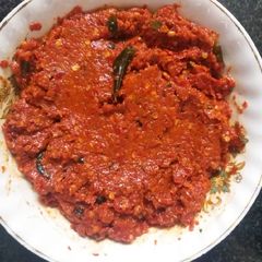 A picture of Ripened red chillies chutney.