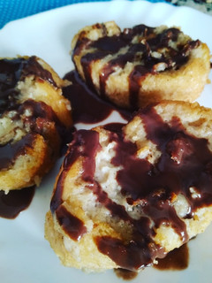 Una foto de Torrijas veganas con chocolate