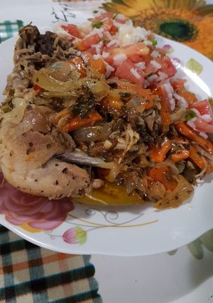 Una foto de Escabeche de pollo