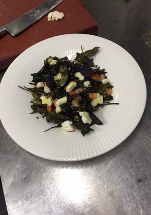 Una foto de Ensalada de espinacas deshidratadas