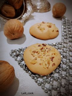 عکسی از دستور شیرینی پفکی گردویی