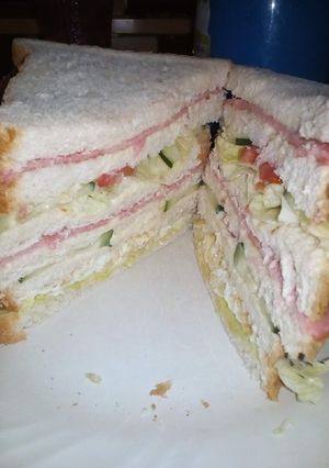 A picture of King size sandwich.