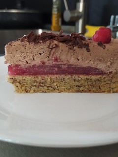 Málnás csokitorta recept fotója