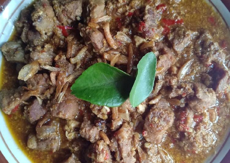 Lapis daging simple