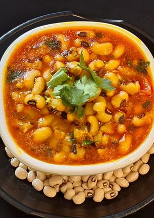 A picture of Punjabi style Lobia Masala.