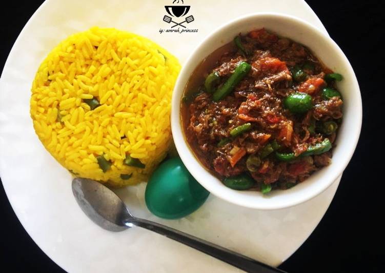 Turmeric rice with minced meat and vegies