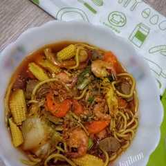 A picture of Mie Hailam.