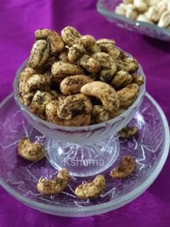 રોસ્ટેડ મીન્ટ મસાલા કાજુ (Roasted Mint Masala Kaju recipe in Gujarati) રેસીપી મુખ્ય ફોટો