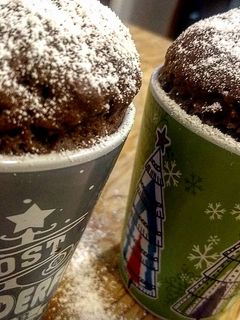 Una foto de Pastel de chocolate en taza hecho en microondas (mug cacke)