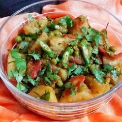 A picture of Achari sabzi.