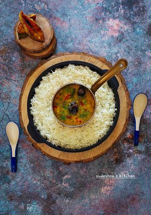 A picture of Khatti-Mithi Dal.
