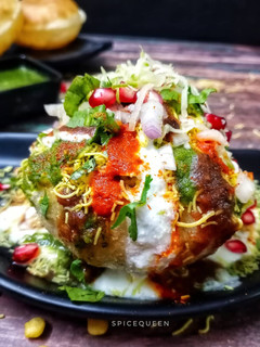 ભેળ કચોરી (Bhel Kachori Recipe In Gujarati) રેસીપી મુખ્ય ફોટો