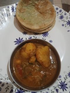 মেথি আলুর দুম (methi aloor dum recipe in bengali) রেসিপির প্রধান ছবি