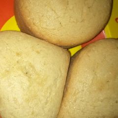 A picture of Vanilla cake.