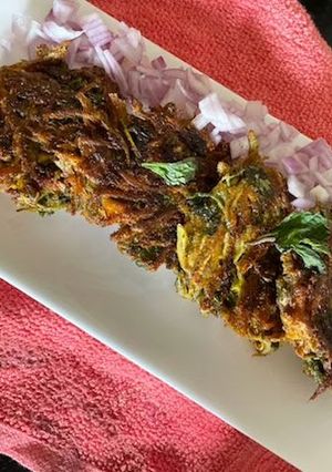 A picture of Chuna fish pakoda.