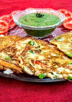 A picture of Oats with veggies dosa.