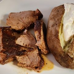 A picture of Island Glazed Pork Tenderloin.