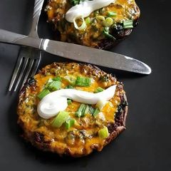 A picture of Mexican Portabello Pizza.