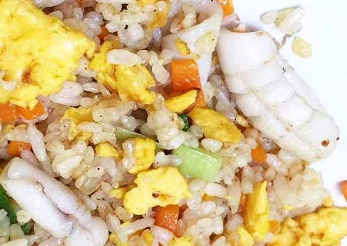 Resep Nasi Goreng Cumi yang Enak Banget