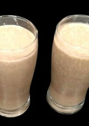 A picture of Dates chocolate shake.