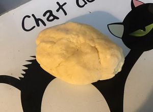 Une photo de Pâte brisée au kirsch