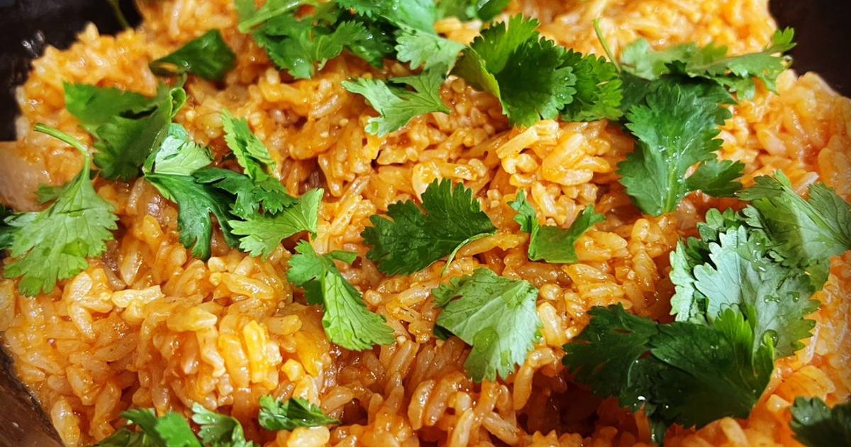 Instant Pot Mexican Rice (Arroz Rojo) - The Dinner Bite