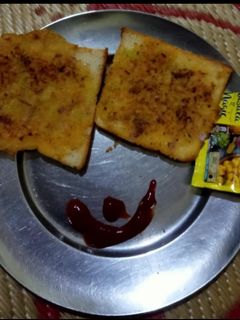 सूजी टोस्ट (sooji toast recipe in Hindi) रेसिपी मुख्य फोटो