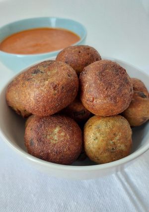Una foto de Bolitas de berenjena