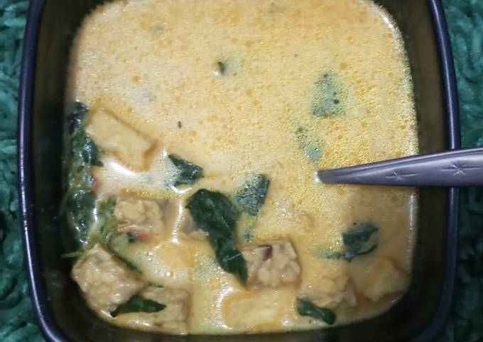 Langkah Mudah untuk Menyiapkan Sayur Santan Tempe Tahu Kemangi Sederhana Anti Gagal