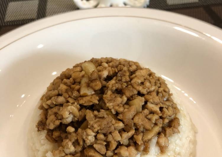 Langkah Mudah untuk Menyiapkan Nasi Tim Hainam Express, Sempurna