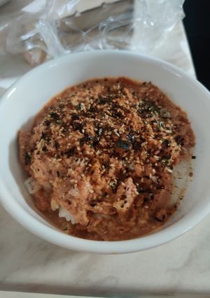 A picture of Canned Tuna "Oyakodon".