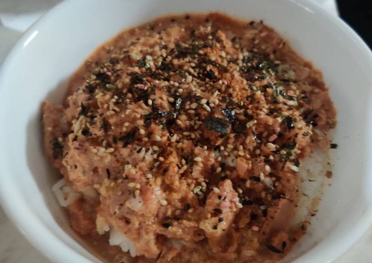 Canned Tuna Oyakodon