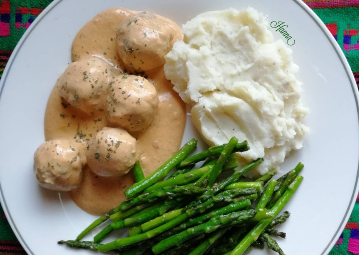 Albóndigas cremosas al chipotle