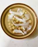 Chè sen nước dừa xiêm