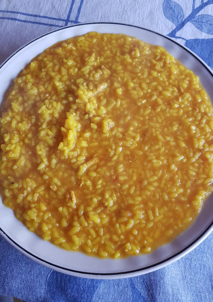 Una foto de Arroz caldosito con atún