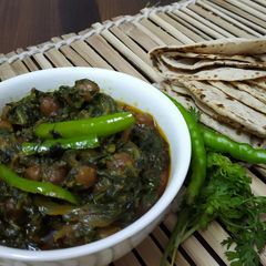 A picture of Kale Chane Ka Saag.