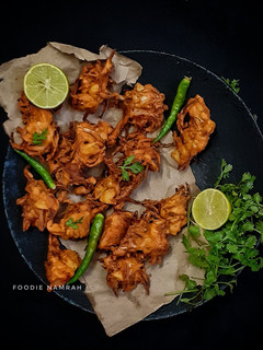 A picture of Cabbage pakode.