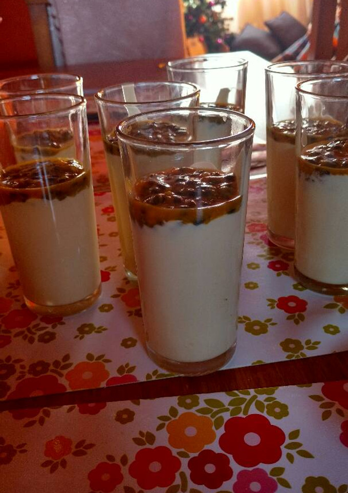 Una foto de Postre de Maracuyá