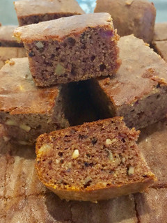 A picture of Eggless sugarfree date and walnut cake.