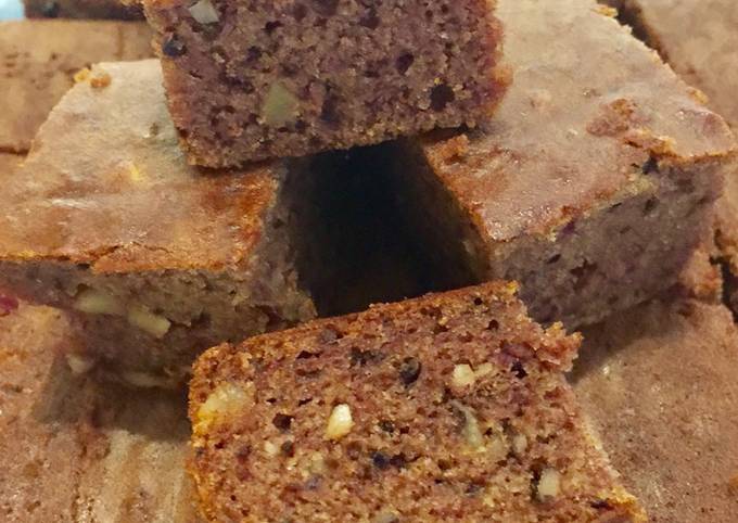 Recipe of Super Quick Eggless sugarfree date and walnut cake