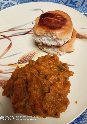 A picture of Pav bhaji.