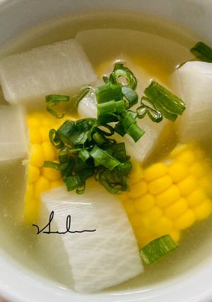 玉米蘿蔔湯 的食譜成品照片