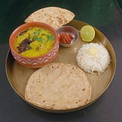 A picture of South Indian Dudhi Coconut Curry (No Tomato).