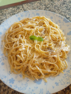 Una foto de Pasta a mi estilo Carbonara