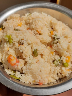 தேங்காய் பால் நெய் பிரியாணி(coconut milk biryani recipe in recipe) செய்முறை முக்கிய புகைப்படம்
