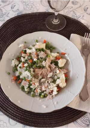 Una foto de Arroz konjac tres delicias fit