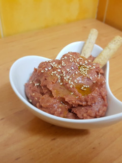 Una foto de Hummus de alubias rojas y pimiento asado