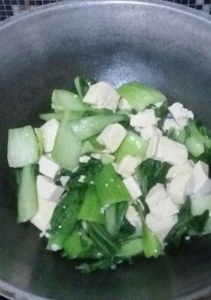 Foto resep Tumis pokcoy tahu putih