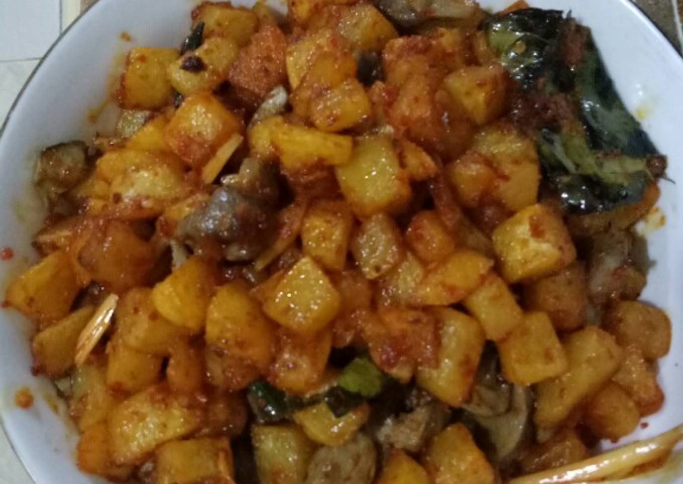 Kentang goreng ati ampela